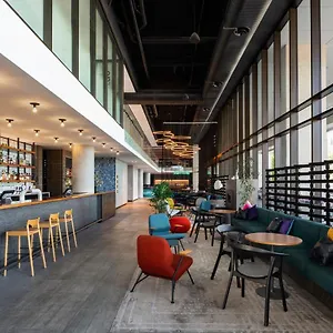 Отель Aloft, Перт